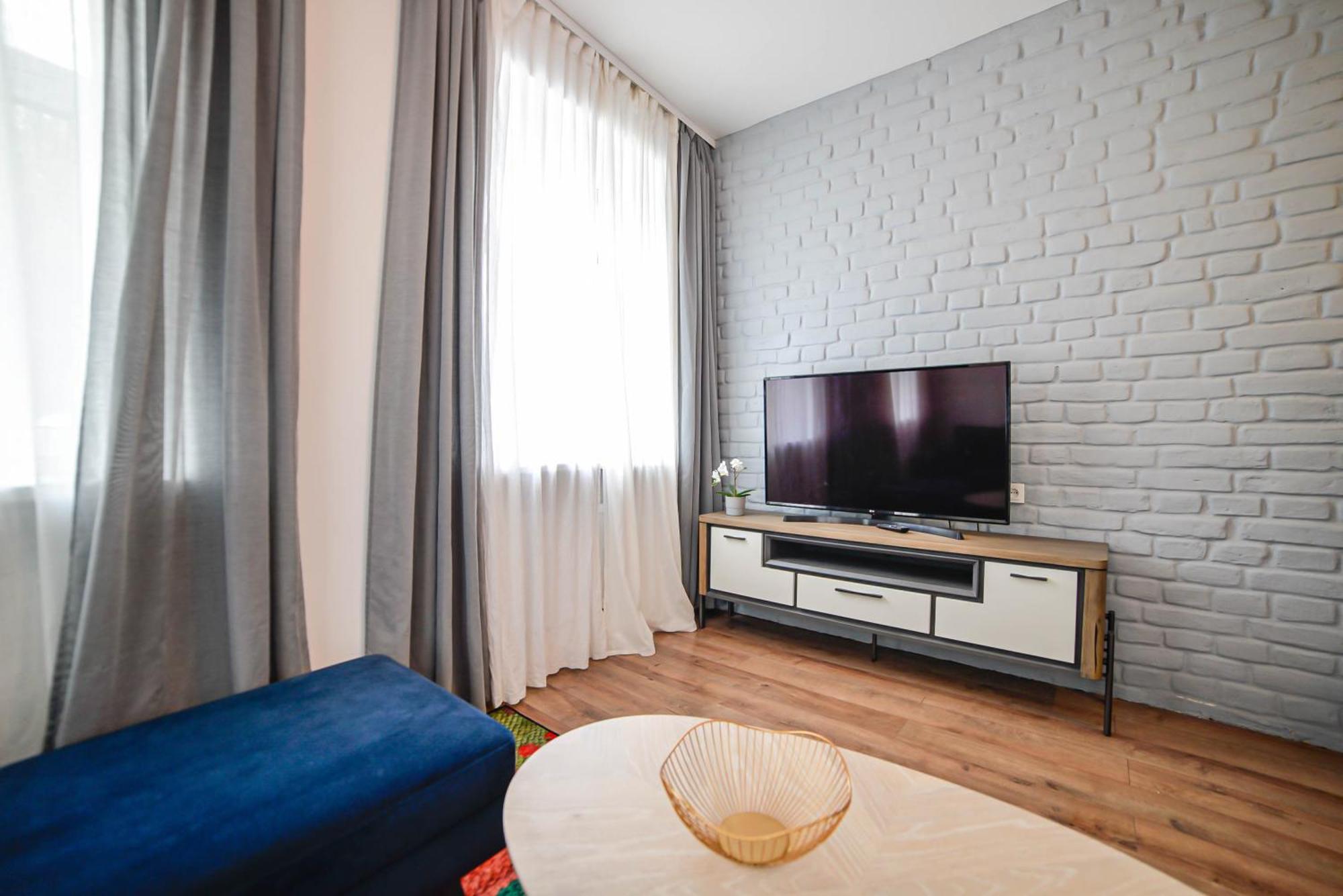 Homly S22 Lägenhet Riga Exteriör bild